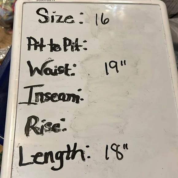 NWT DKNY JEANS - Picture 7 of 7